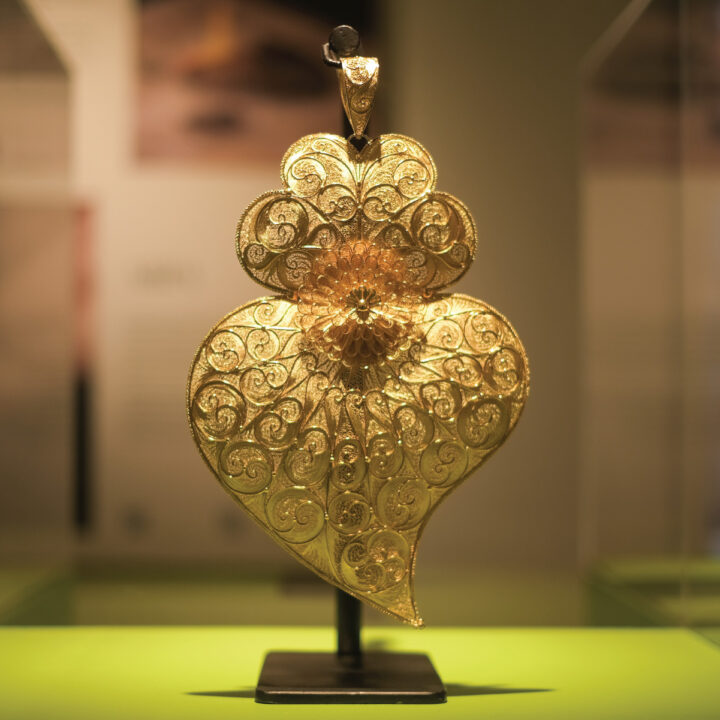 Joalharia do Carmo celebrates its centenary in Roca Lisboa Gallery
